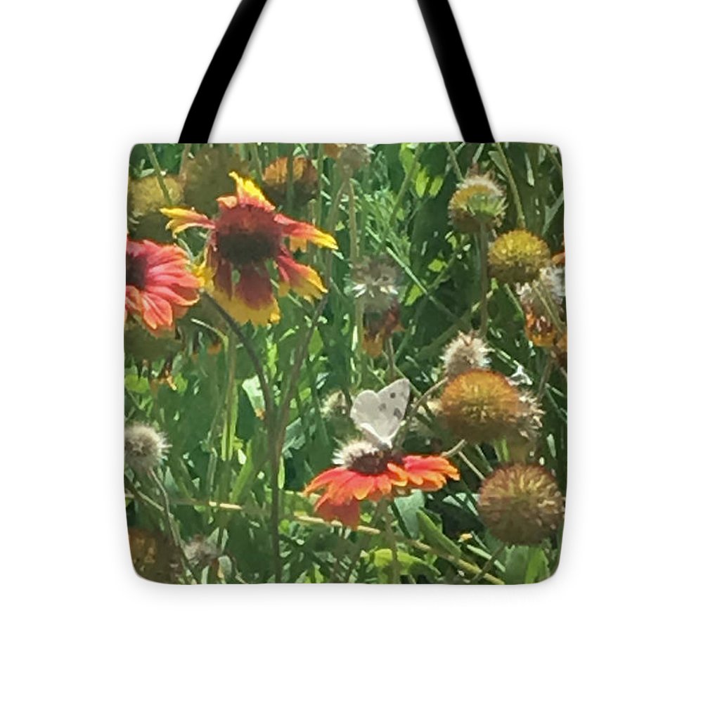 Butterfly on Gaillardia - Tote Bag