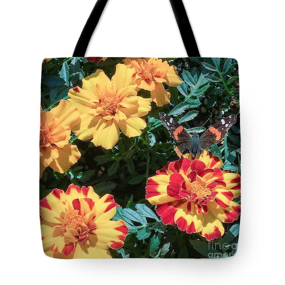 Red Admiral on Marigold - Tote Bag